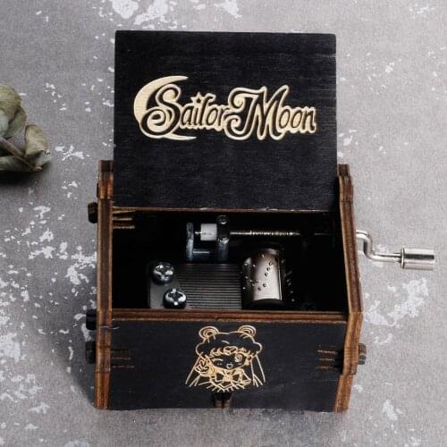 Hot Wooden Hand Crank Queen Music Box Bohemian Rhapsody Theme To My Wife Christmas Special New Year Gift