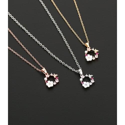 Fashion Romantic Flower Garland Butterfly Rose Gold Female Necklace Pendant Girl Prom Gift Jewelry