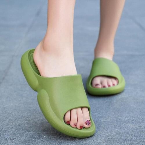 Women Thick Platform Slippers Summer EVA Soft Sole Pillow Slides Sandals Leisure Men Ladies Indoor Bathroom Anti-slip Shoes