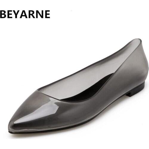BEYARNE woman crystal jelly transparent shoes lady flat rain sandals women student summer travel beach sandals pointed toe 34-41