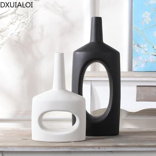 Creative black and white flower vase Modern simplicity living room home decoration accessories lines crafts