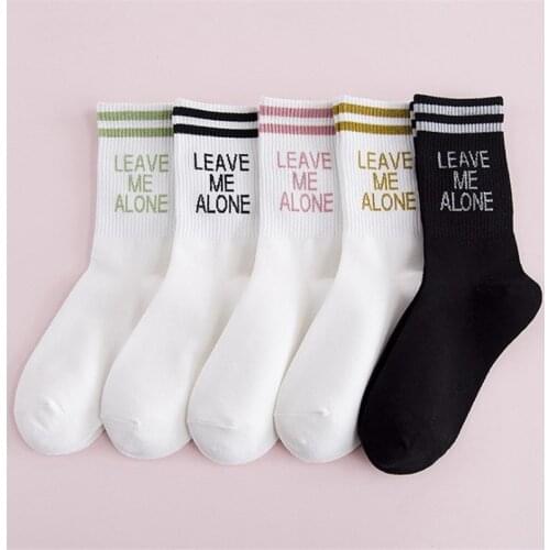 2020 New Harajuku Fashion Casual Womens Mens Tube Art Socks Hip Hop Leave Me Alone Socks Cotton Female Skateboard Letter Sock