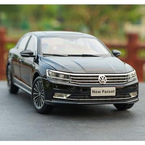 Original Authorized Authentic 1:18 NEW PASSAT GP 2016 Toy Car model for christmas/Birthday gift, collection