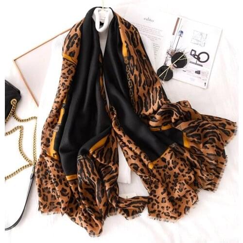 Luxury brand scarf leopard women Soft Pashminas shawl cotton silk scarves Sjaal muslim hijab,animal print leopardo stole bandana
