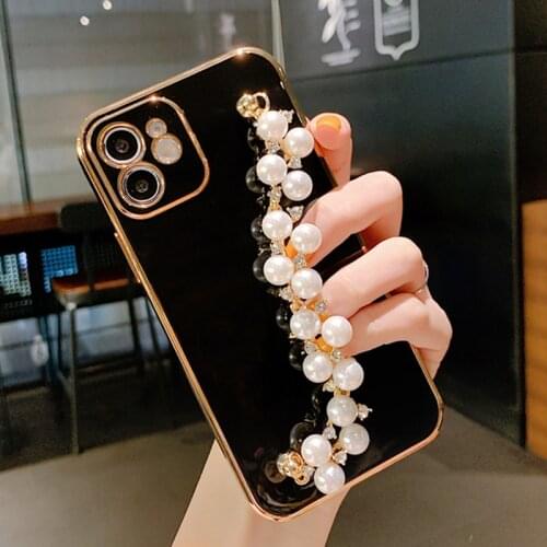 Round Pearl Chain Wrist Band Bracelet Case For iPhone 11 12 Pro Xr Xs Max 12Mini SE2 7 8 Plus Luxury Plating Silicone Soft Cover