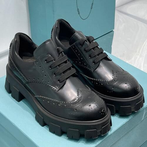 YueYueAngel Women's Oxfords