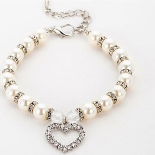 1Pcs Dog Pearl Necklace Collar Bling Rhinestone Heart Pendant Collars Chihuahua Puppy Dog Cat Collar Jewelry Pet Accessories