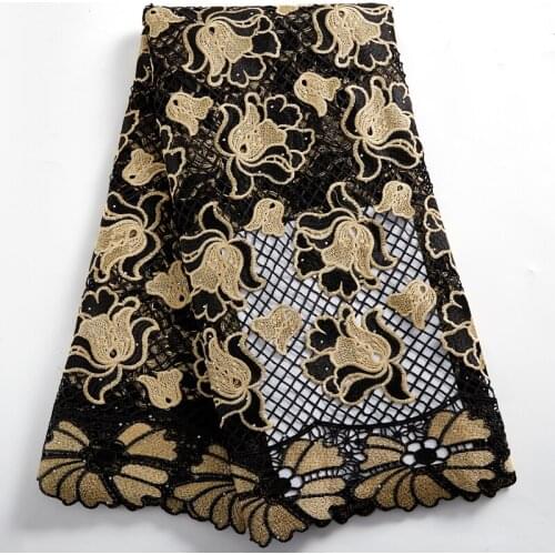Zhenguiru Blakc And Gold African Lace Fabric High Quality 2021 Water Soluble Mesh Flowers Embroidery Wedding Women Dresses A2439