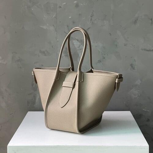 Japan Designer Fashion Vintage Trapeze Casual Bucket Handbag Genuine Leather Women Bag