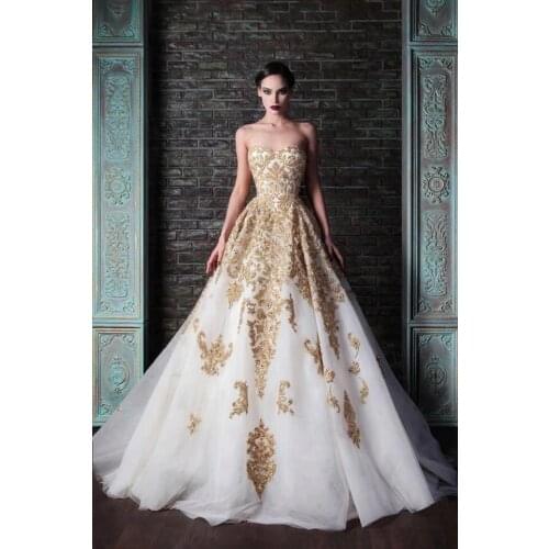 2020 Gold Appliques Wedding Dresses for Bride Long Strapless Sleeveless Ball Gown Bridal Dress vestido de noiva