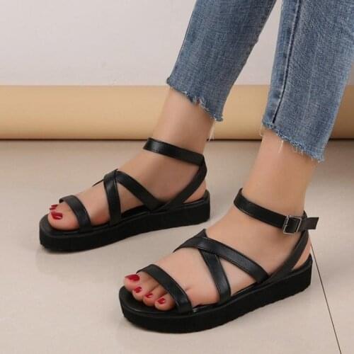 Women Shoes 2021 New Roman Style One-Line Buckle Solid Color Womens Beach Summer Fashion Ladies Sandals