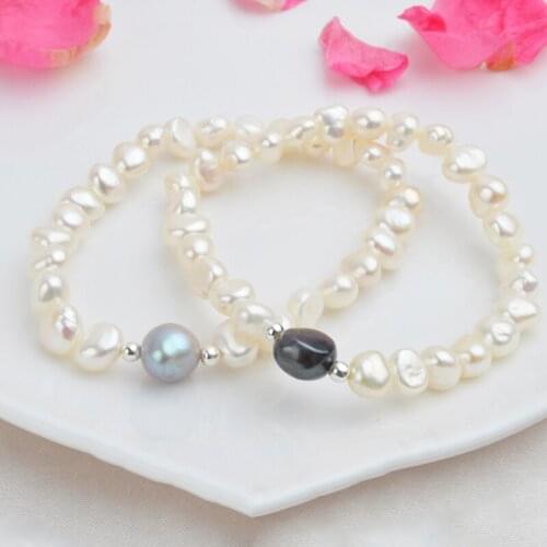 Baroque Luxury Cuff Bracelet Imitation pearls Exquisite White Pearl Love Bracelet Valentines Day Gift Charm Bracelets 2020 new