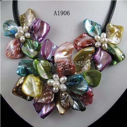 Wholesale Flower Jewelry Handmade Freshwater Pearl Natual Mixes Shell Flower Necklace Black Rope Jewelry 18 Inches Free Shipping