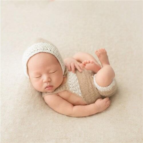 Santa suit Newborn Knitted Romper and Bonnet set Crochet Mohair Bonnet Outfit Photography props Onesie