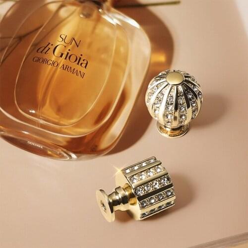 New High-End Crystal Drill Single Hole Handle Light Luxury Cabinet Door Drawer Golden Ball North European Wine Cabinet Handle