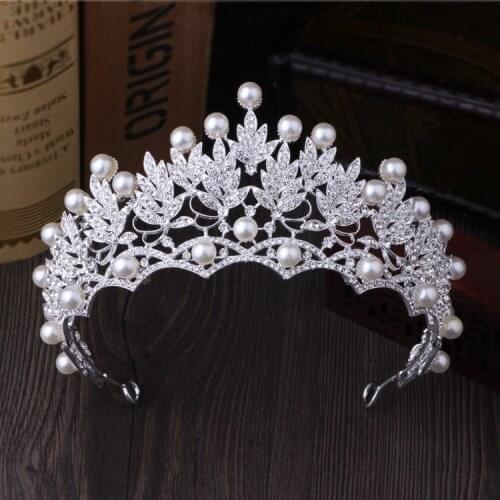 Gorgeous Silver Plated Crystal Pearl Bridal Crowns Tiaras Wedding Hair Accessories Bride Women Baroque Crown Leaf Hair Jewelry