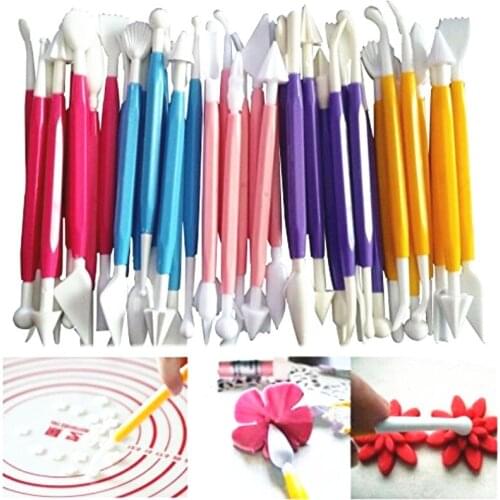 8pcs/set Baking Pastry Tools Plastic Dough Knife Icing Fondant Scraper Decorating Plain Smooth Jagged Edge Spatulas Cutters Cake