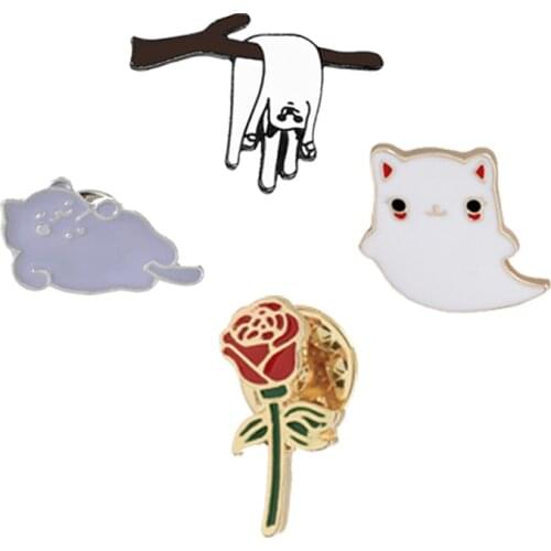 Trendy Cute Cartoon Metal Brooches Cat Rose Bear Jackets Lapel Pins Button Bag Icon Badges Female Jewelry Kids Collection Gifts