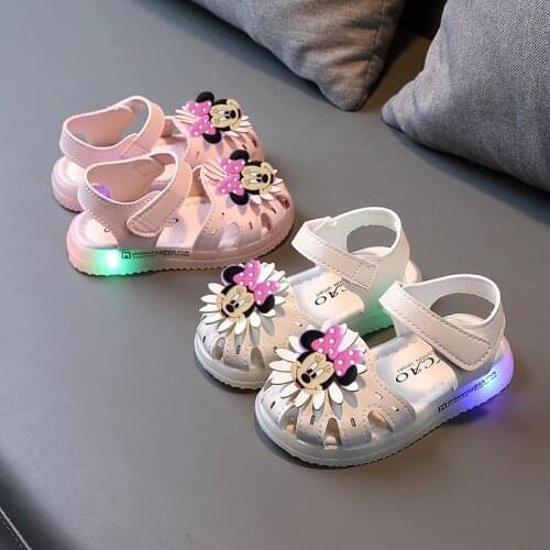 Disney Mickey light-up baby sandals female baby soft-soled toddler shoes LED anti-kick beach shoes girls Minnie princess shoes