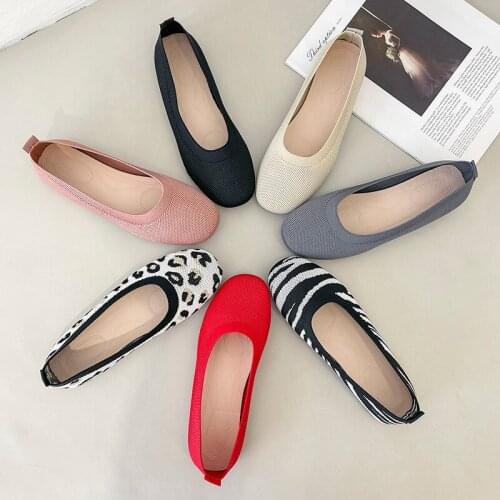 Shoes women 2021 spring and summer new soft bottom flat bottom shallow mouth weaving breathable fly weaving grandmother shoes