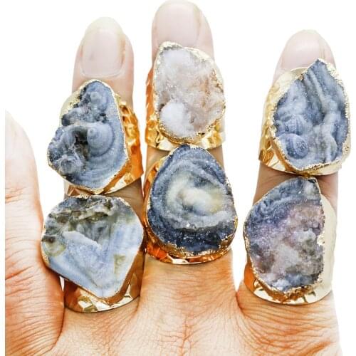 Natural Stone Ring for Unisex Exquisite Elegant Textured Crystal Onyx Semi Gem Ring Classic Knuckles Rings Wedding Party Jewelry