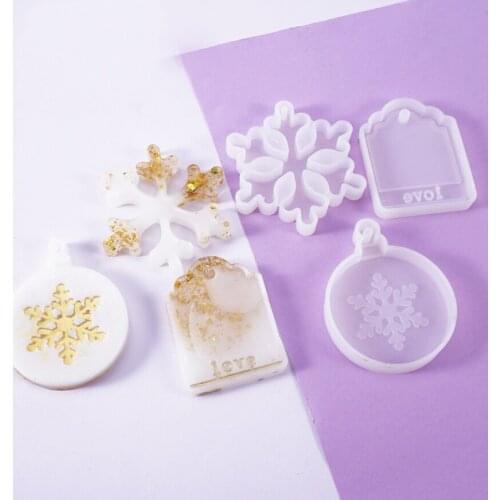 Snowflake Silicone Molds DIY Silicone Pendant Mold Making Resin Casting Mold for Christmas Holiday Craft Supplies