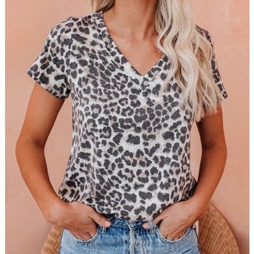 2021 New Print Short Sleeve Women T Shirt Leopard V-Neck 2XL Casual Summer Camouflage Ladies Tops Plus Size Streetwear Tees Top