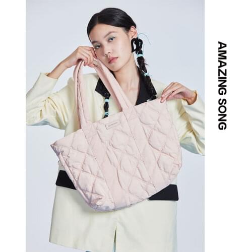 Amazing Song Totes With Short Handles
