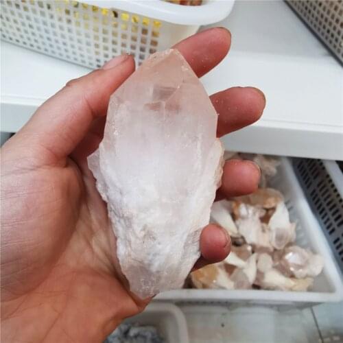 1pc 100% Natural White quartz crystals and mineral crystal specimens stones and crystals quartz point