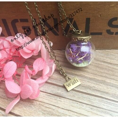 5pcs luminous wish Glass Globe Glow In the Dark necklace purple Forget-Me-Not dry flower glass vial pendant necklace 70cm