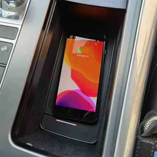 Car wireless charger for Range Rover Sport 2017 2018 2019 QI phone wireless charger charging plate phone holder accessories