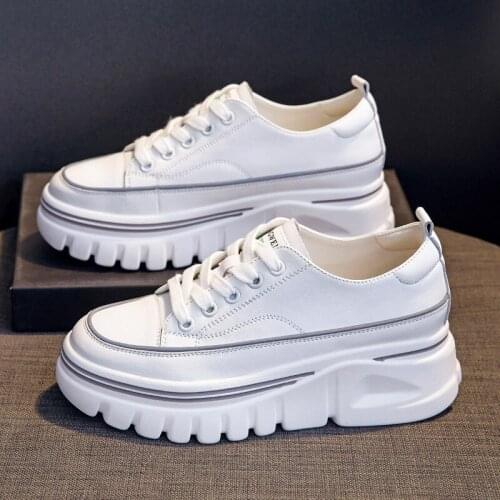 Vulcanized Shoes For Women Light Sneakers Skateboarding Shoes High Female Walking Shoes Platform Shoes Flat Shoes Women Leather