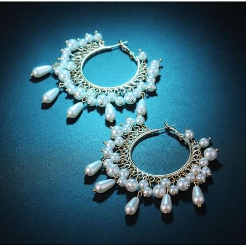 Europe and the United States exaggerated vintage big pearl tassel circle female personality court wind holiday earrings