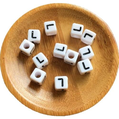 Free Shipping 200pcs 1100pcs Single Letter L Printing Acrylic Alphabet Beads Cube Plastic White with Black Letters Jewelry Beads