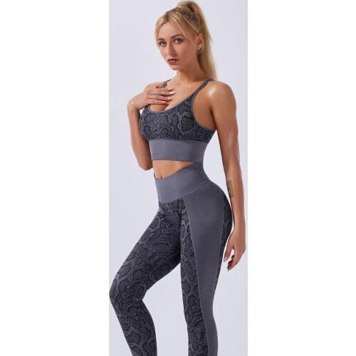 Seamless jogging suits Yoga Sport leggings Serpentine pattern yoga outfits women workout gym Clothing fitness sets