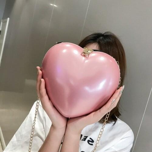 2019 New Chic Korean heart-shaped small Evening bag peach Long Gold chain Single Shoulder Bag Fashion lovely Purses bolsos mujer