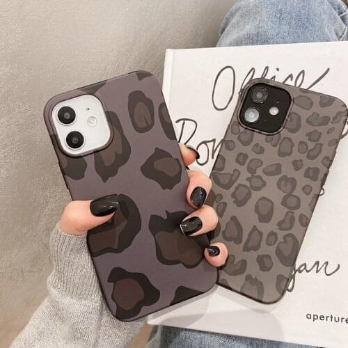 Luxury Leopard Print Phone Case For iPhone 11 12Pro Max XR XS Max X 8 7 6S Plus Silicone Soft Cover For iPhone 12 Sexy Housing