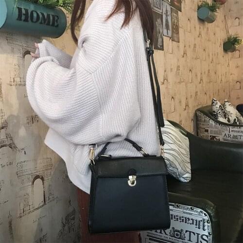 Free shipping Black pu leather women Metal hasp handbag fashion women bag for women 2018 Shoulder Bags ladies messenger bags