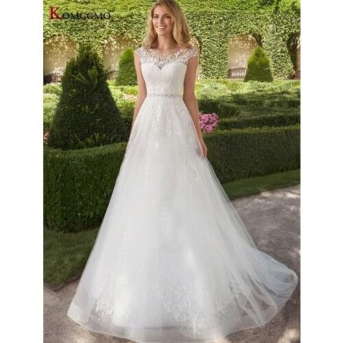 Cap Sleeve Embroidery Appliques Tulle A-Line Wedding Dress 2021 Elegant O-Neck Crystal Button Back Court Train Bridal Gown