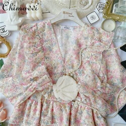 2021 Spring Sweet Floral Print Lace Stitching Embroidered Ruffled V-neck Chiffon Blouse Women Long Sleeve Top Shirt