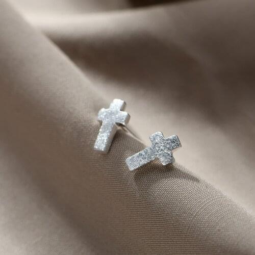 VOQ New Design Silver Plated Brushed Geometric Cross Stud Earrings for Women Fashion Christmas Jesus Jewelry aretes de mujer