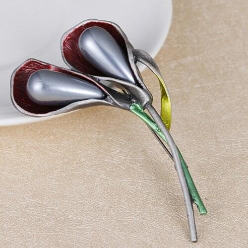 Brooch for Women Enamel Flower Brooches Lily Bijoux Girl Simulated Pearl Jewelry Scarf Buckle Birthday Wedding Gift XZ265