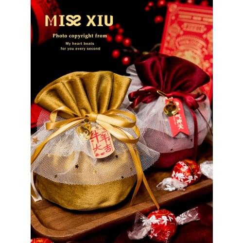 10pcs/30pcs Cattle Year Candy Bag Christmas Wedding Favor Candy Chocolate Bag Party Jewelry Velvet Bag For Packaing Gift
