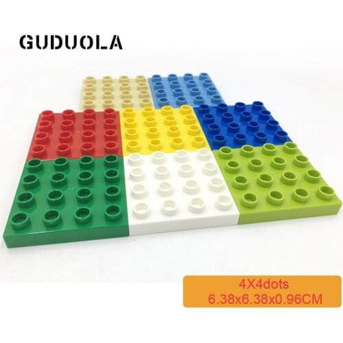 Big Bricks 4x4dots 6.38x6.38x0.96CM Base Plate in Blocks Large Building Block Duplo Classic Double-sided Base Plate for Kids