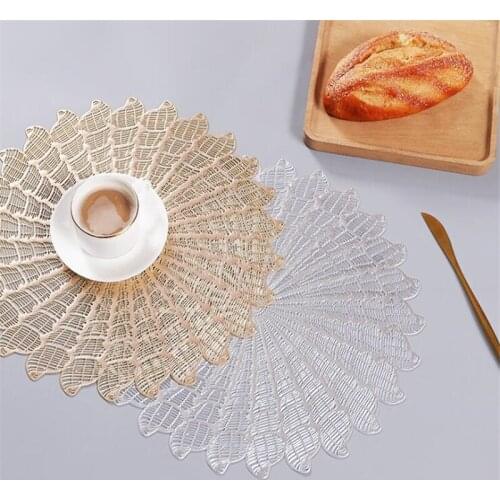Luxury Non-slip Placemat Flower Shape Heat Resistant PVC Table Mat Kitchen Accessories Decoration Home Pad Couster