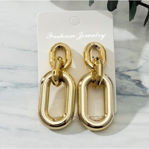 2021 New Fashion Earrings For Women Korean Style Locking Golden Color Chain Shape High-End Bridal Gift Earrings Jewelry Party