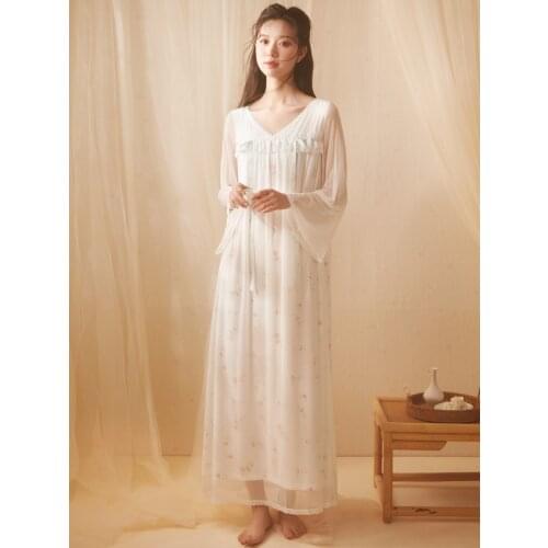Free Shipping 2021 NEW Vintage Royal Nightgowns Womens Long White Pijamas Floral V-neck Sleepwear Lace China pijama feminino