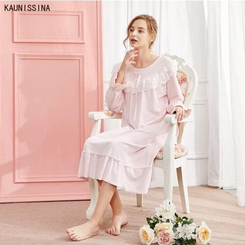 Women Winter Nightgown Lace Patchwork Long Sleeve O-Neck Vevlet Warm Sleepwear Nightdress Female Thick Homewear Sleeping Dress