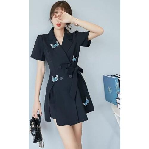2021 New Two Pices Sets Embroidered Butterfly Double-Breasted Lace-Up Bow Top + High Waist Shorts Women Suit High Quality