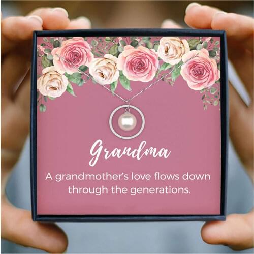 To My Grandma Pearl Necklace Women Circle Small High Quality Pendant Necklace Jewelry Birthday Gift